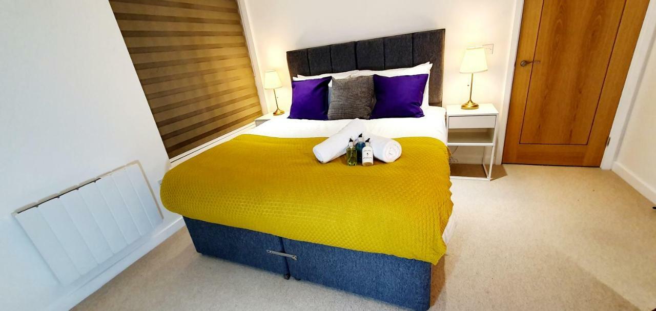 Northampton 2 Bedroom Town Centre Apartment Close To University, Hospitals, Brackmills 외부 사진